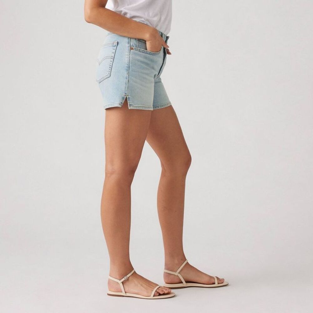 Levi's Women's A-Line Shorts - All The While 30 - Picture 2 of 3